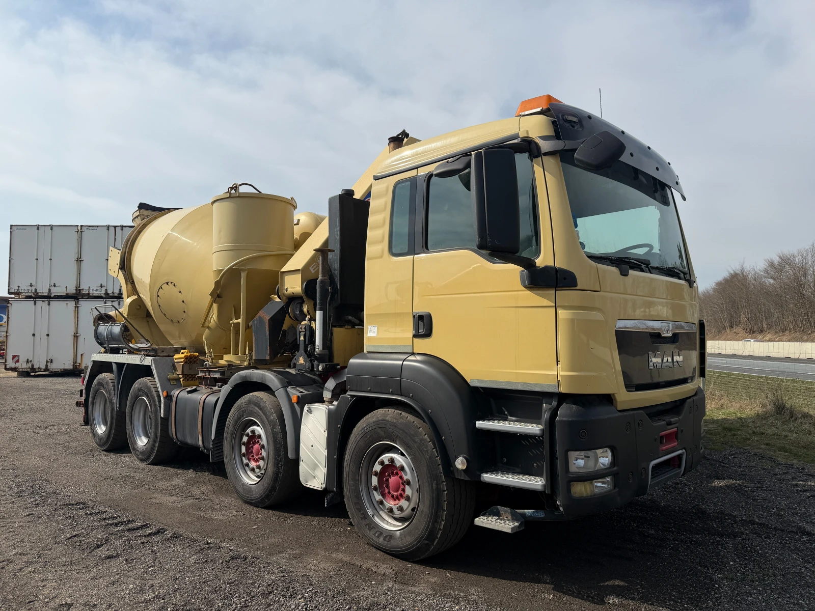 Бетон миксер Man КРАН+ 7 Кубика Бетонмиксер, Нов внос, , , , 8х4, , снимка 2 - Индустриална техника - 53713113