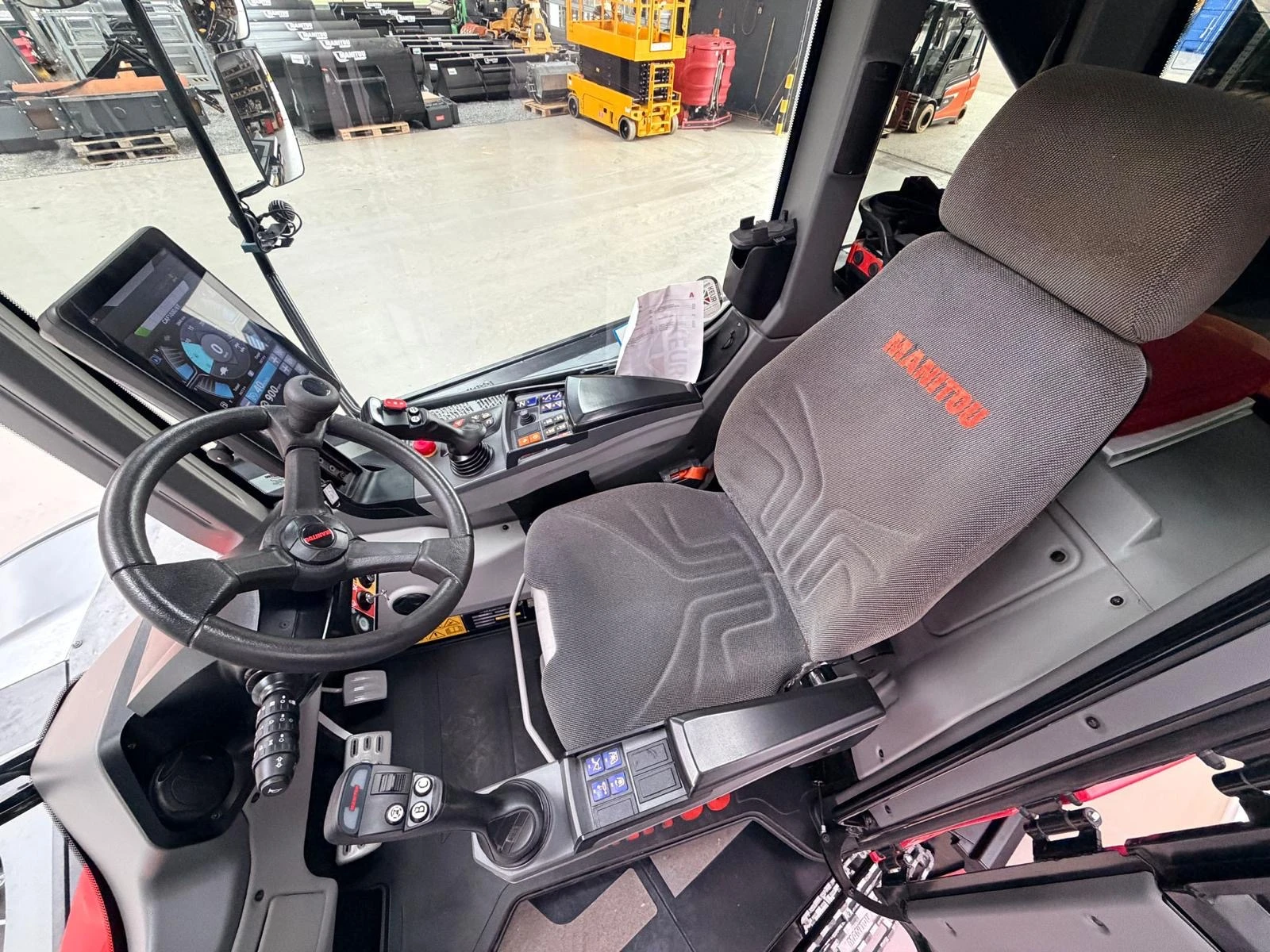 Телескопични товарачи Manitou MRT 2660 КЛИМАТИК ЛИЗИНГ, снимка 15 - Индустриална техника - 55063587
