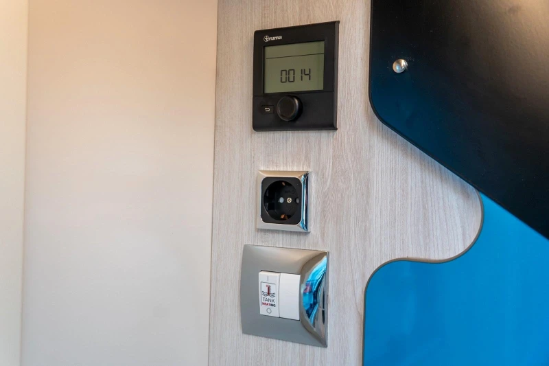 Кемпер Rimor KILIG 5* NEW* 2+ 2* 155HP* , снимка 14 - Каравани и кемпери - 53524936