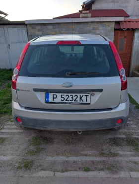Ford Fiesta 1.3i - 3200 € / 6258.66 лв. - 43725227 2