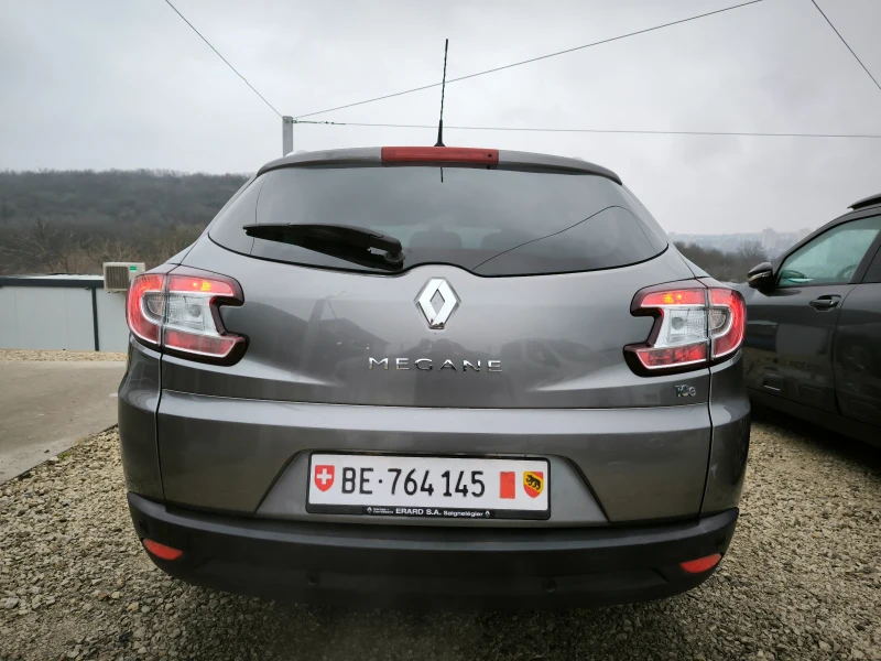 Renault Megane 1.2 T ЕКЗЕКУТИВ ЛУКС ШВЕЙЦАРИЯ, снимка 5 - Автомобили и джипове - 48488074