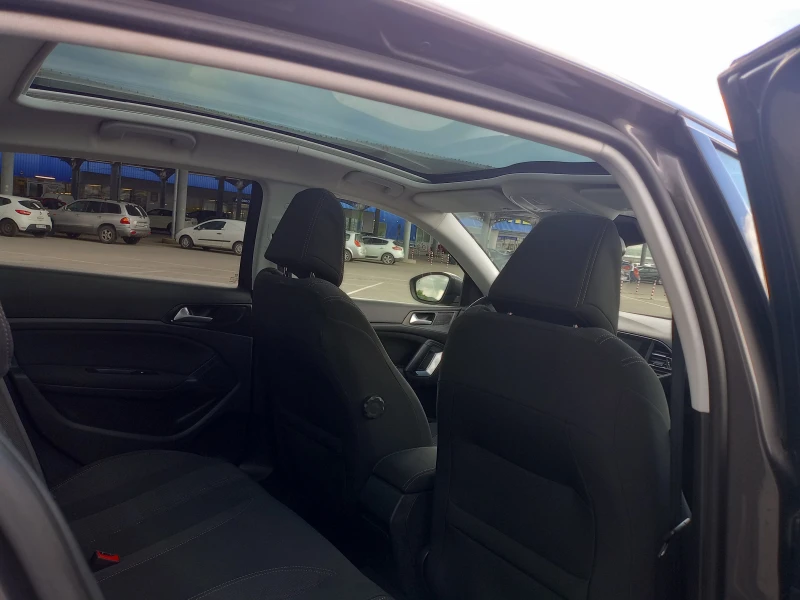 Peugeot 308 1.2 e-THP* PANORAMA* CAMERA* LED* NAVI* Keyless, снимка 13 - Автомобили и джипове - 50020383