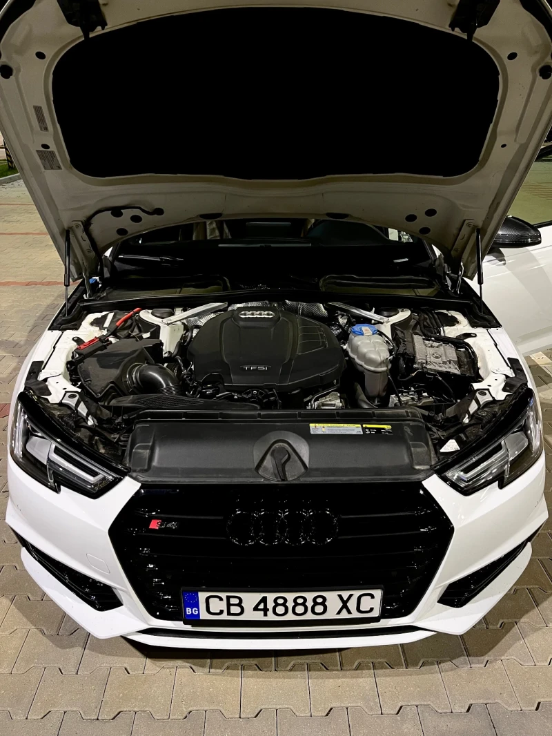 Audi A4, снимка 8 - Автомобили и джипове - 51729466