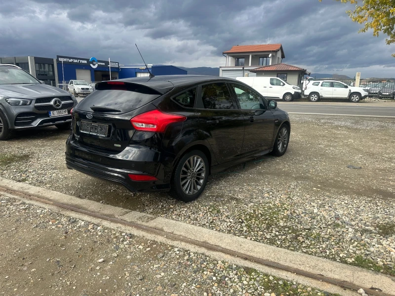 Ford Focus EcoBoost ST-Line B&R, снимка 4 - Автомобили и джипове - 52485210