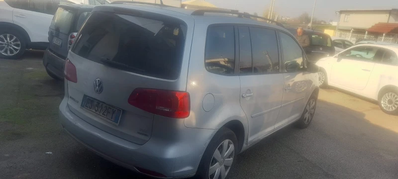 VW Touran 1.4бенз метан, снимка 3 - Автомобили и джипове - 52744082