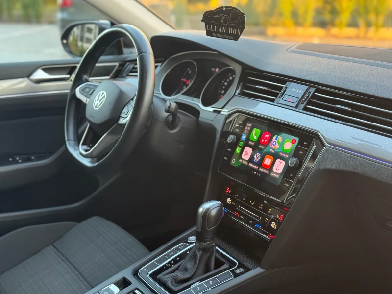 VW Passat 2.0 TDI FACELIFT, снимка 11 - Автомобили и джипове - 52859007