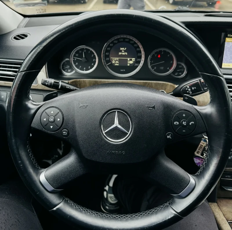 Mercedes-Benz E 350, снимка 2 - Автомобили и джипове - 53174798