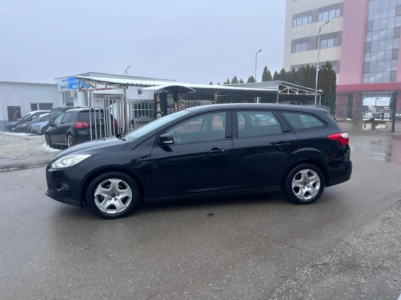 Ford Focus 1.6i GAZ - КЛИМАТРОНИК, снимка 8 - Автомобили и джипове - 53381353