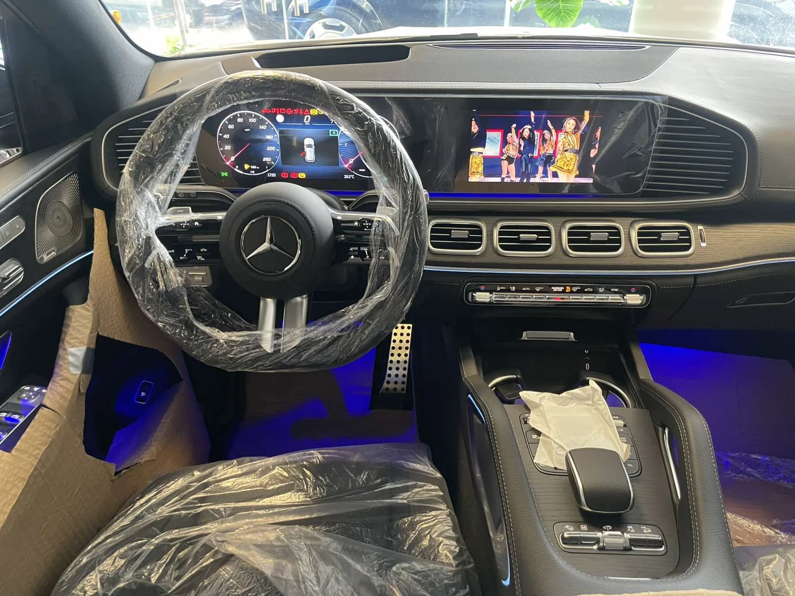 Mercedes-Benz GLE 450 d 4Matic AMG Premium New = MGT Conf= Гаранция - изображение 10
