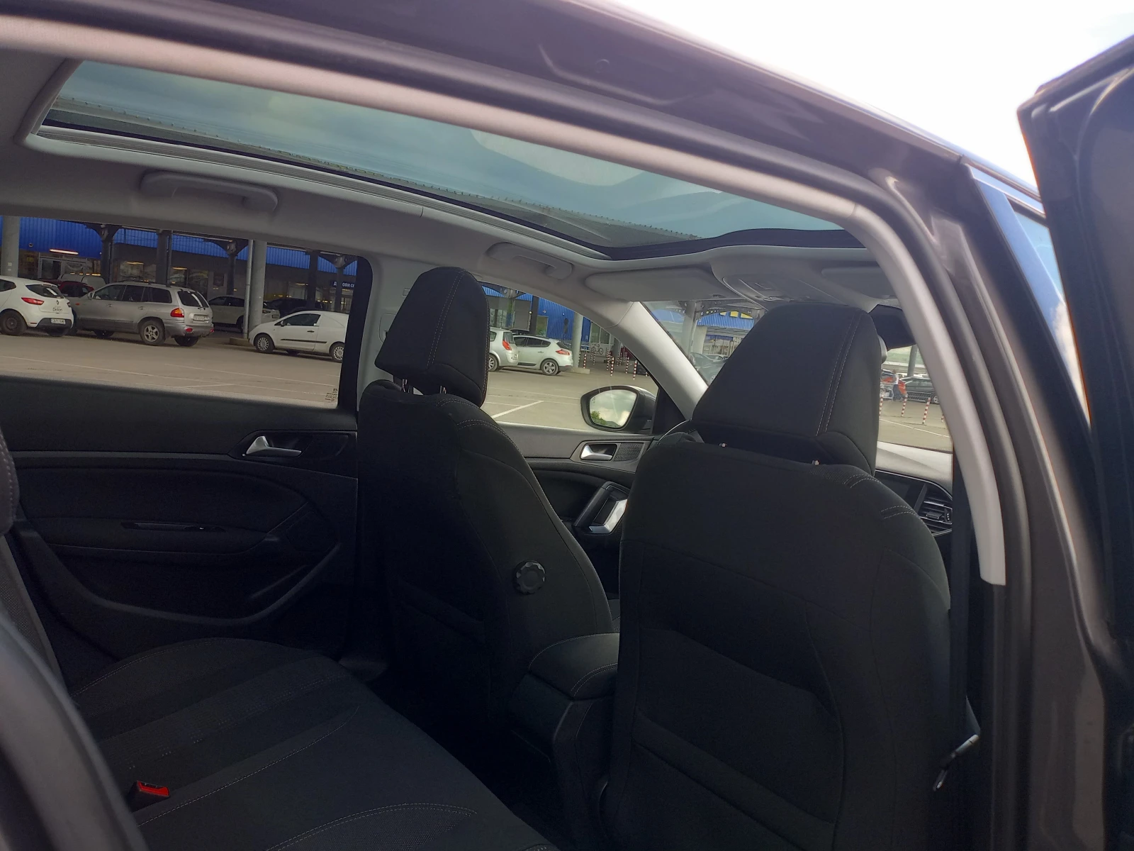 Peugeot 308 1.2 e-THP* PANORAMA* CAMERA* LED* NAVI* Keyless | Mobile.bg   13