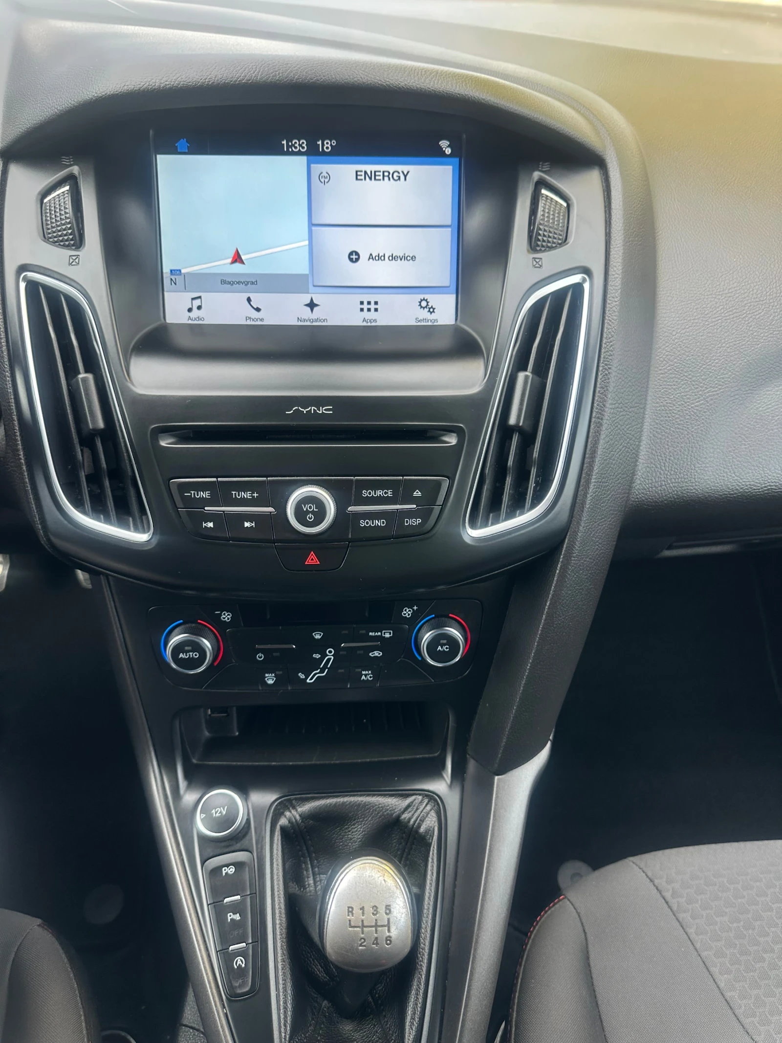 Ford Focus 1, 0 EcoBoost ST-Line - изображение 9