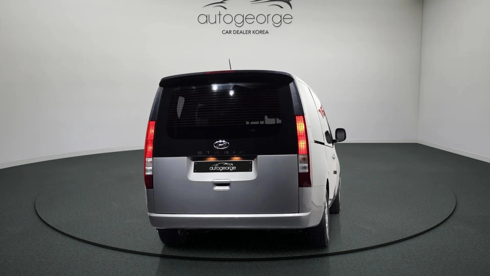 Hyundai Staria L3.5 Tourer 9seater autogeorge.com - изображение 3