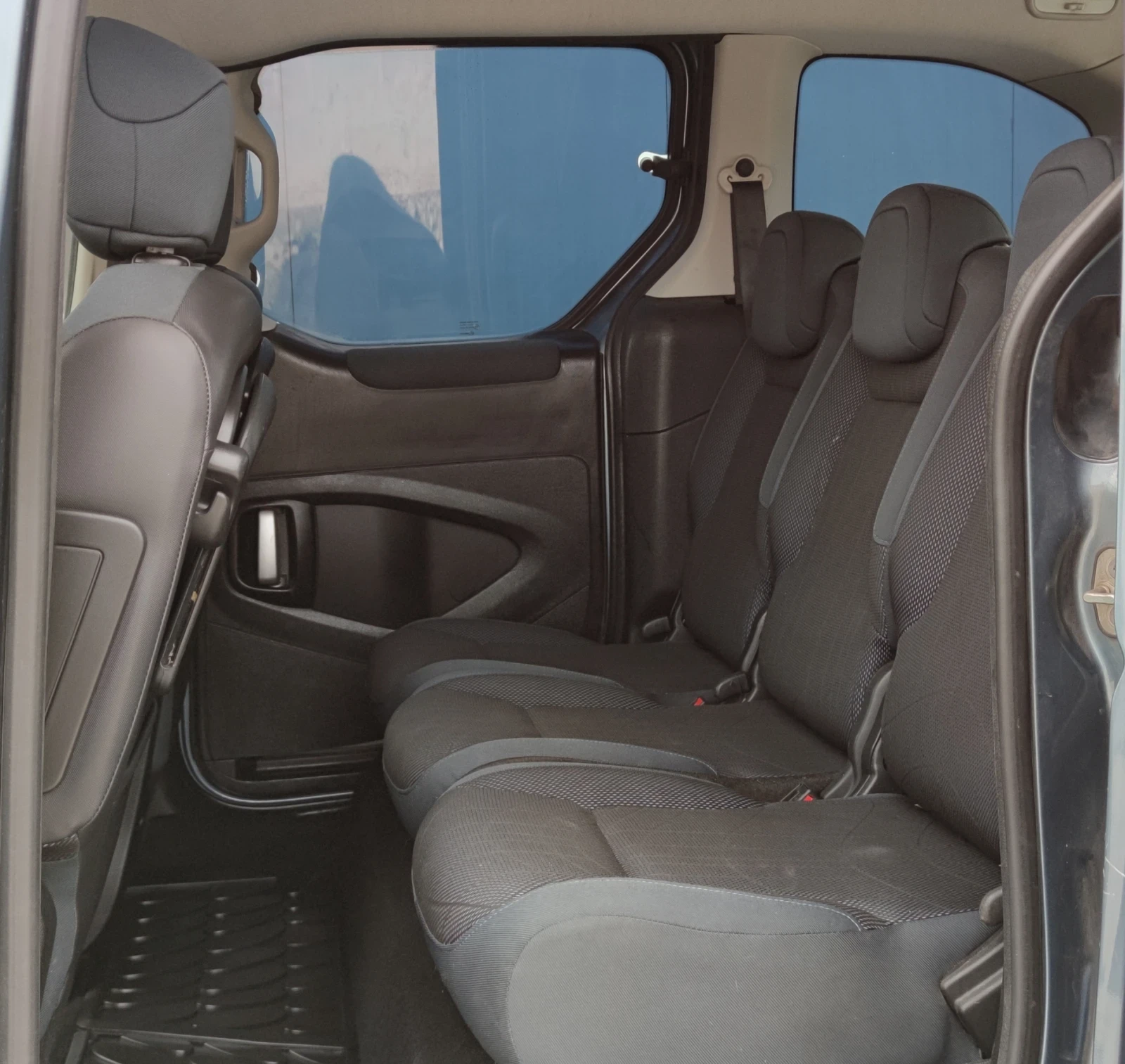 Peugeot Partner 1.6HDI* 92�.�* 2012�.*  | Mobile.bg � ����������� 12