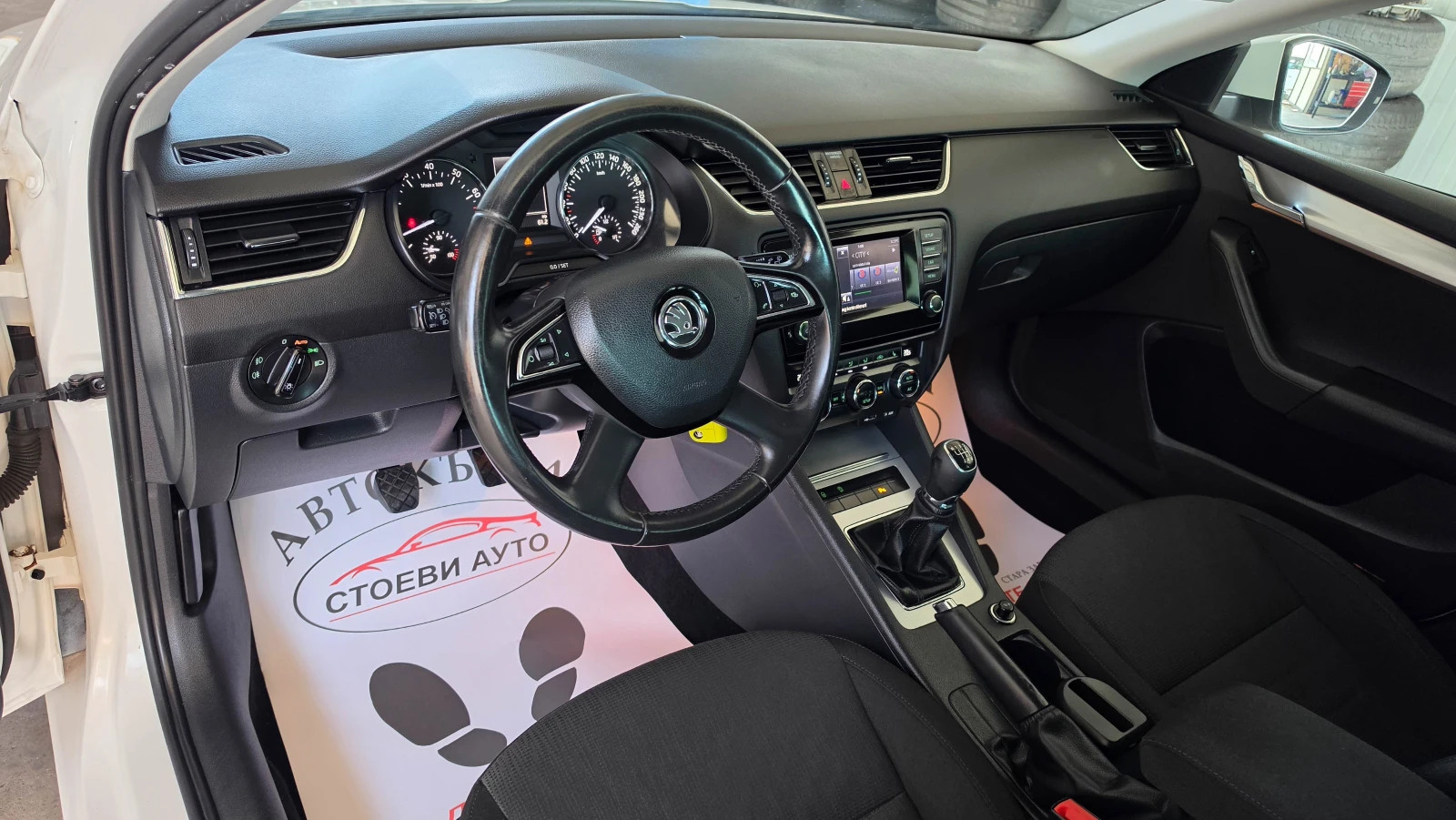 Skoda Octavia 1.4i* 140кс* бензин* LED* NAVI, снимка 10 - Автомобили и джипове - 53861300