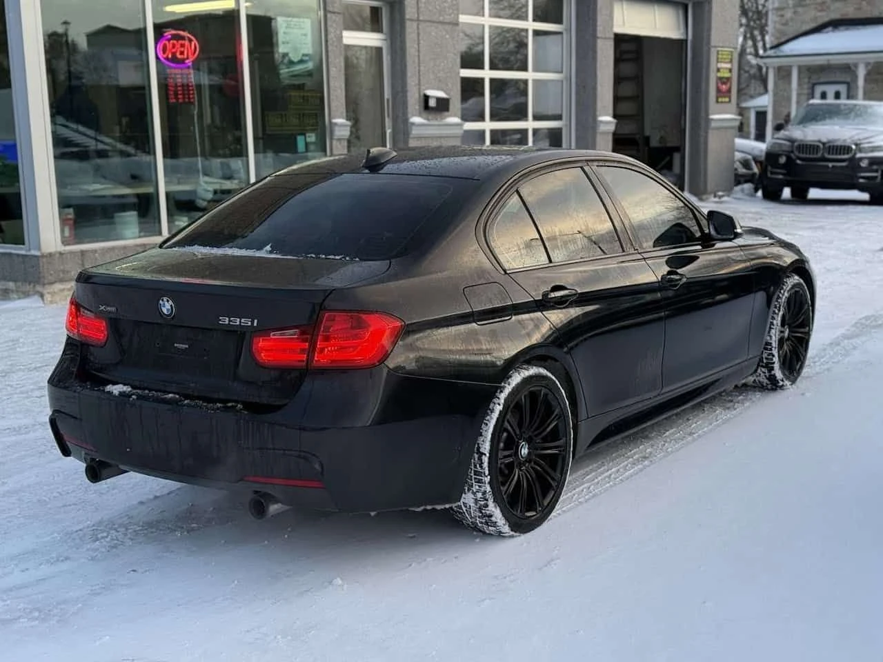 BMW 335 * xDrive * CARFAX * ���� �� �� | Mobile.bg � ����������� 6