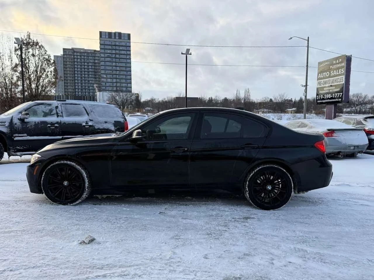 BMW 335 * xDrive * CARFAX * ���� �� �� | Mobile.bg � ����������� 3