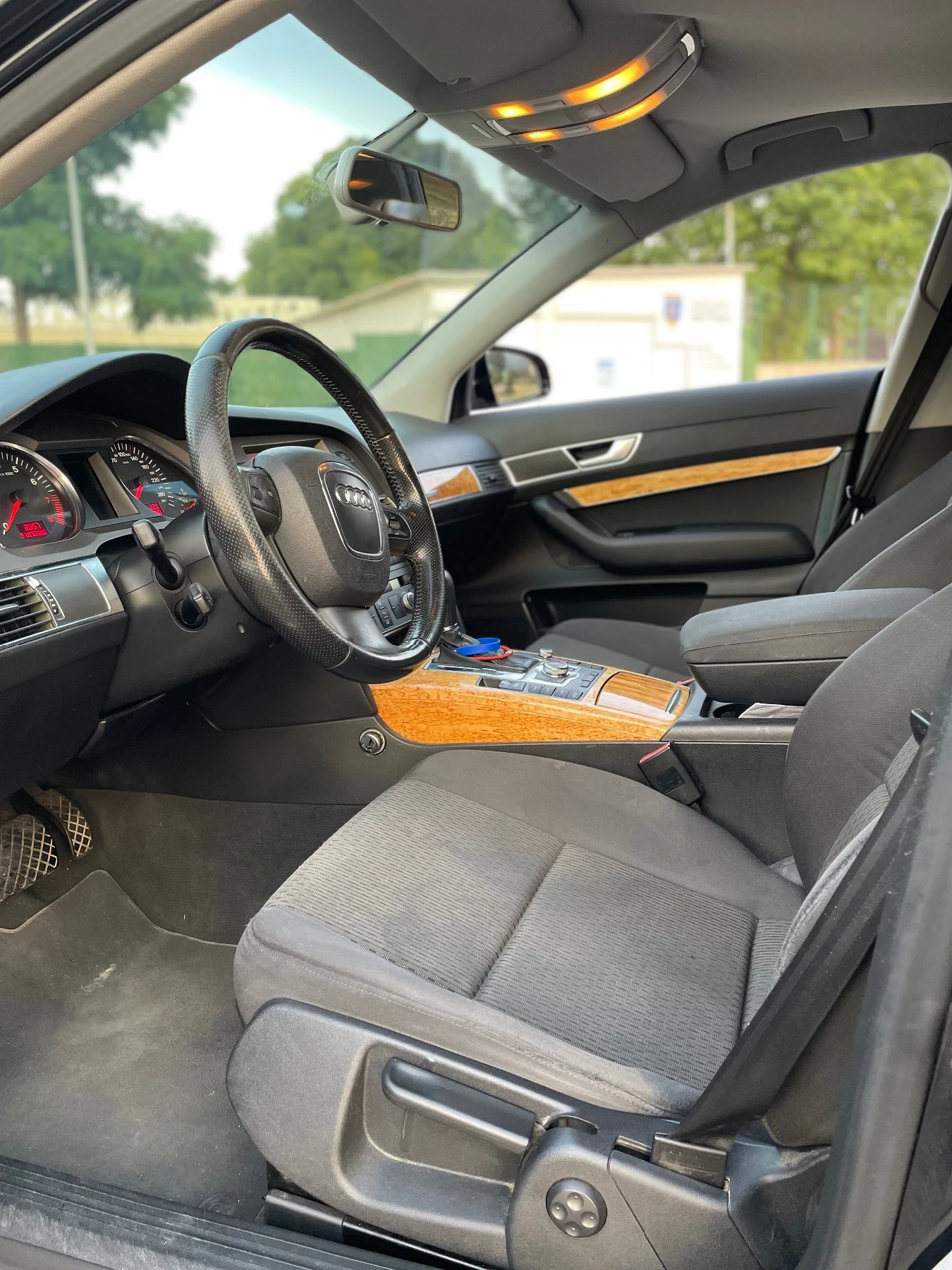 Audi A6 3.2 FSI quattro, снимка 12 - Автомобили и джипове - 54026030