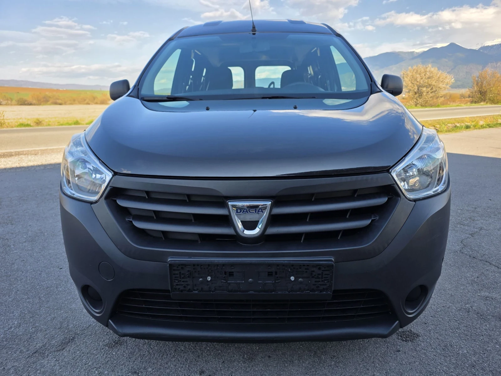 Dacia Dokker 1.6i 102k.s. Euro 6, снимка 3 - Автомобили и джипове - 54128637