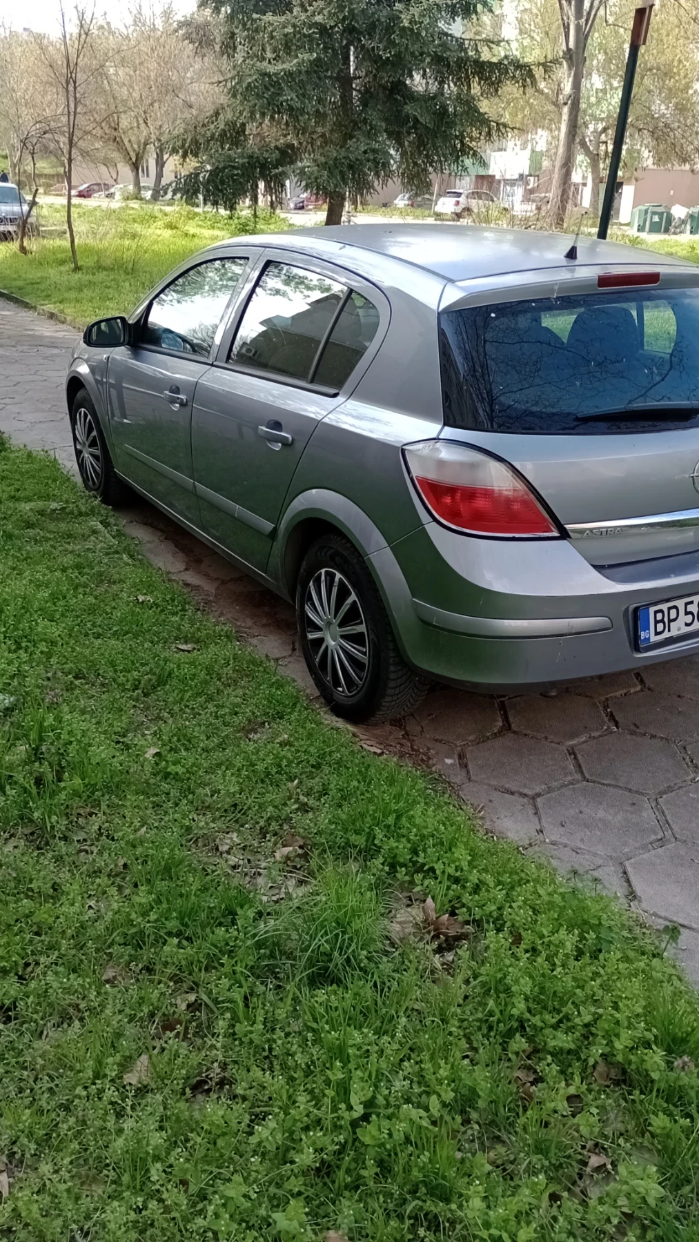 Opel Astra Н, снимка 5 - Автомобили и джипове - 54192750