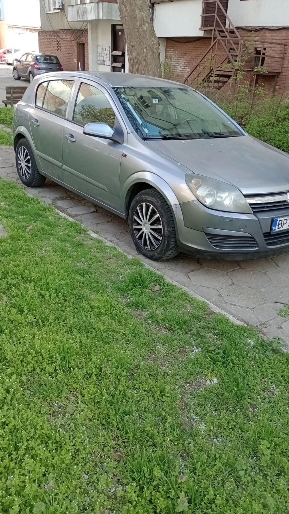 Opel Astra Н, снимка 2 - Автомобили и джипове - 54192750