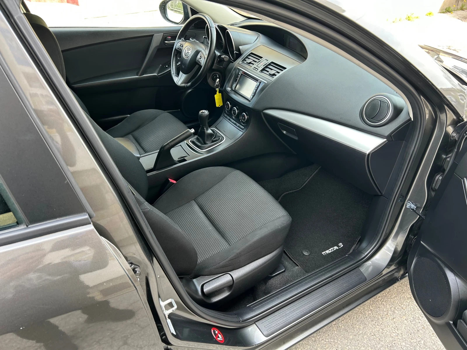 Mazda 3 1.6CiTD FACE НАВИГАЦИЯ, снимка 10 - Автомобили и джипове - 54195648