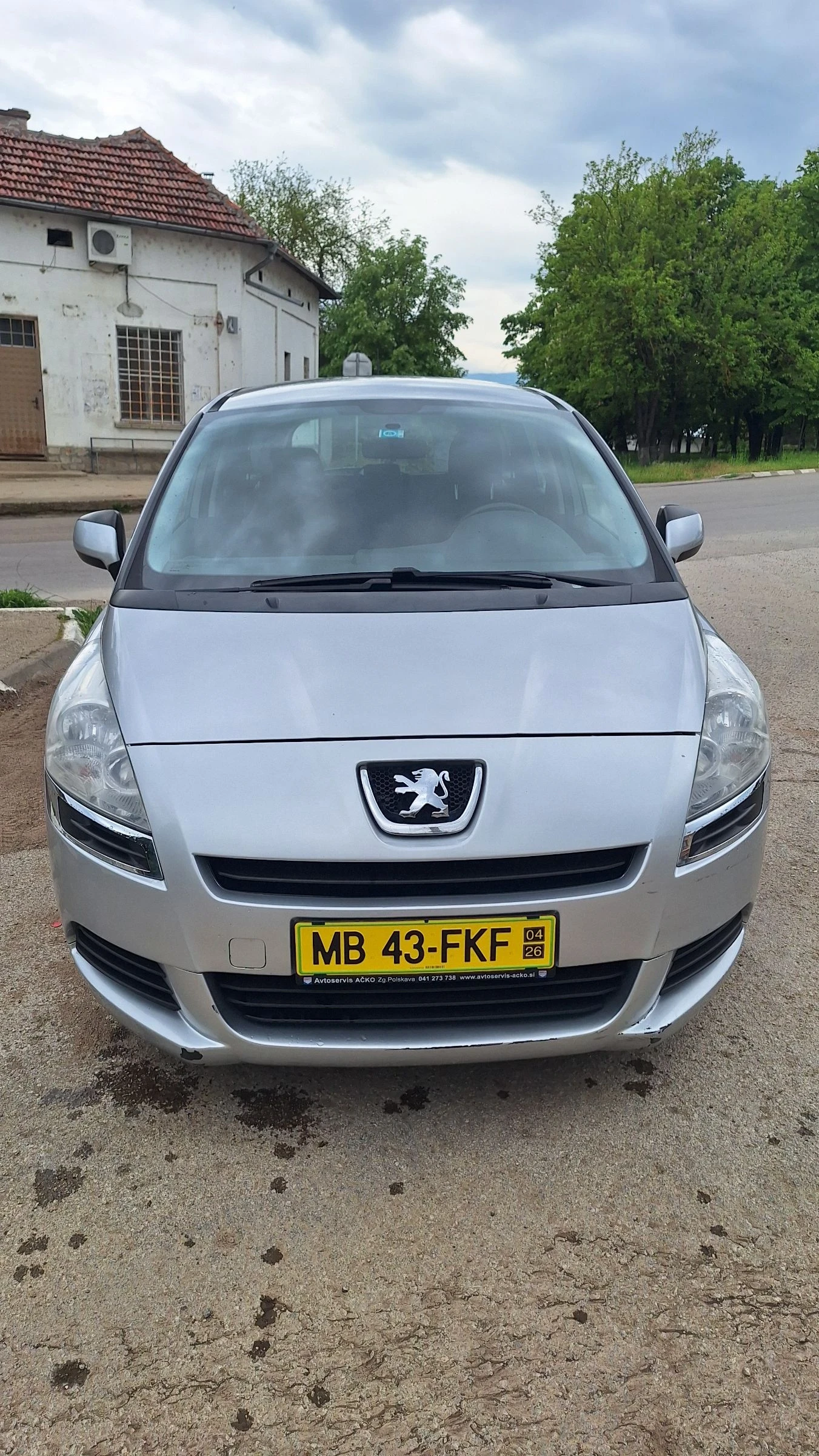 Peugeot 5008 1.6hdi 6с.к. 7 места , снимка 2 - Автомобили и джипове - 54450863