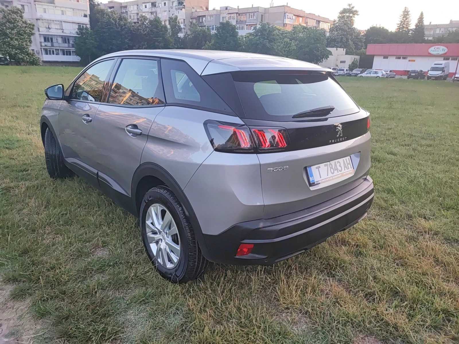 Peugeot 3008 1.5 HDI, снимка 2 - Автомобили и джипове - 55050830