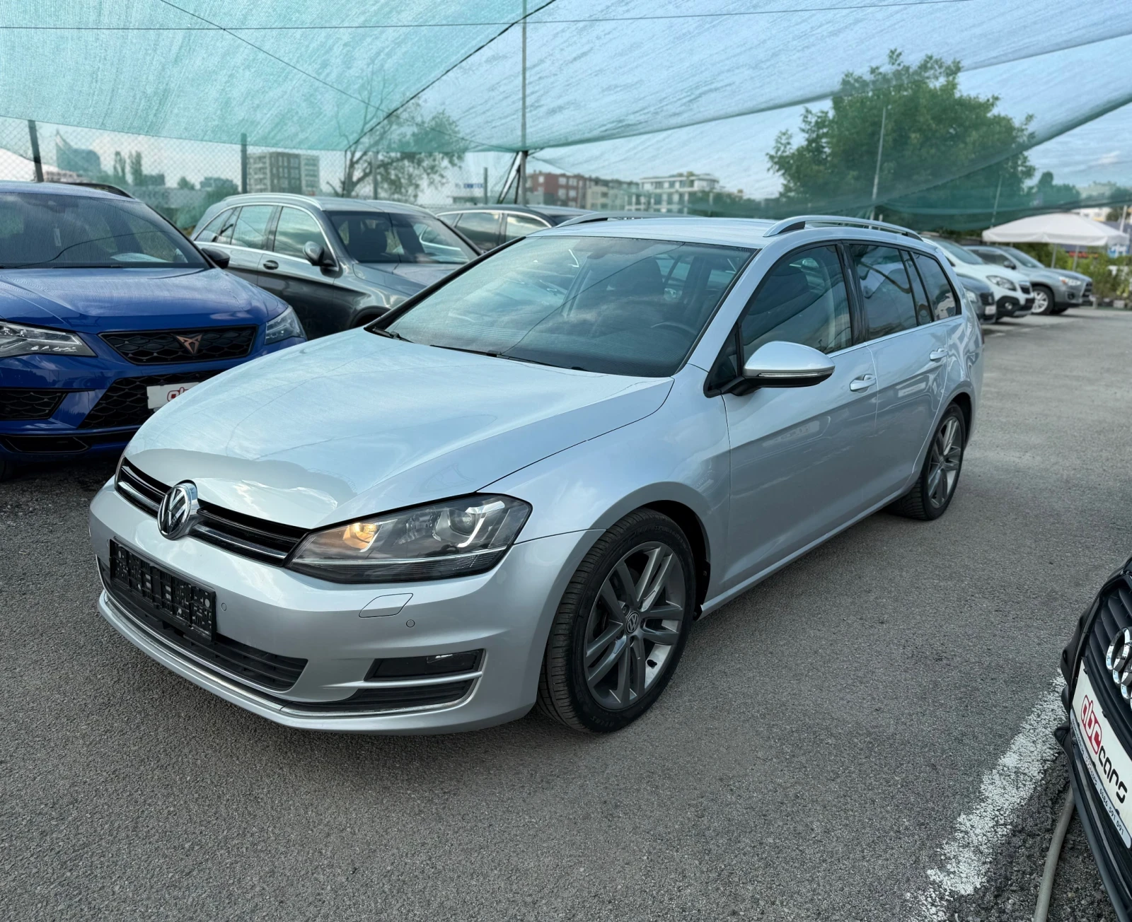 VW Golf Variant 2.0TDI DSG Navi Xenon Euro6b