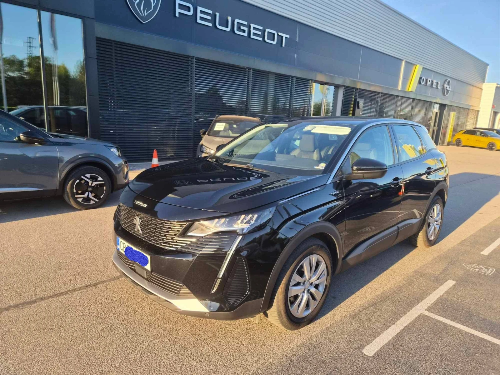 Peugeot 3008 1.5 GT LINE, снимка 2 - Автомобили и джипове - 55956782
