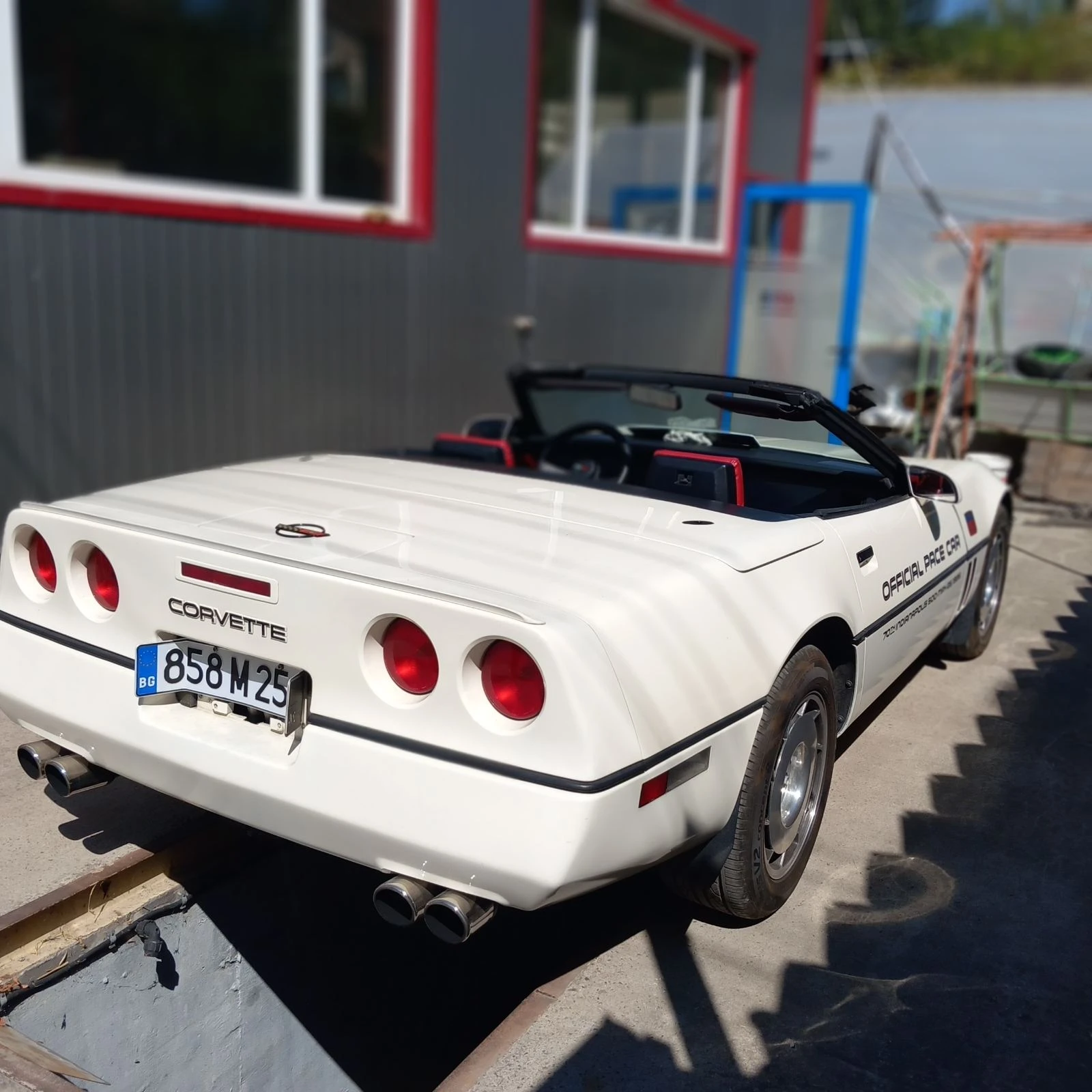 Chevrolet Corvette V8, снимка 2 - Автомобили и джипове - 56361016