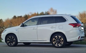 Обява за продажба на Mitsubishi Outlander PHEV Топ Състояние ~33 933 лв. - изображение 9