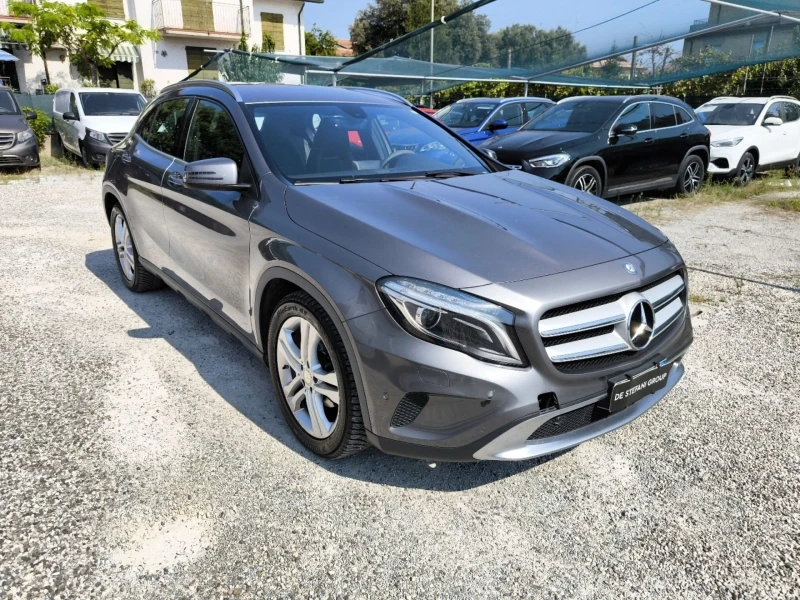 Mercedes-Benz GLA 200 4 matic, снимка 2 - Автомобили и джипове - 47611256