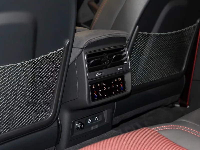 Audi RSQ8 RS Q8 performance 4.0 TFSI quattro, снимка 10 - Автомобили и джипове - 52036303