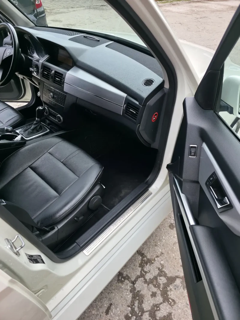 Mercedes-Benz GLK 320CDI 4matik 7G, снимка 11 - Автомобили и джипове - 53181934