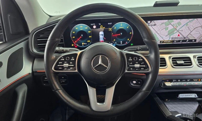 Mercedes-Benz GLE, снимка 13 - Автомобили и джипове - 53190349