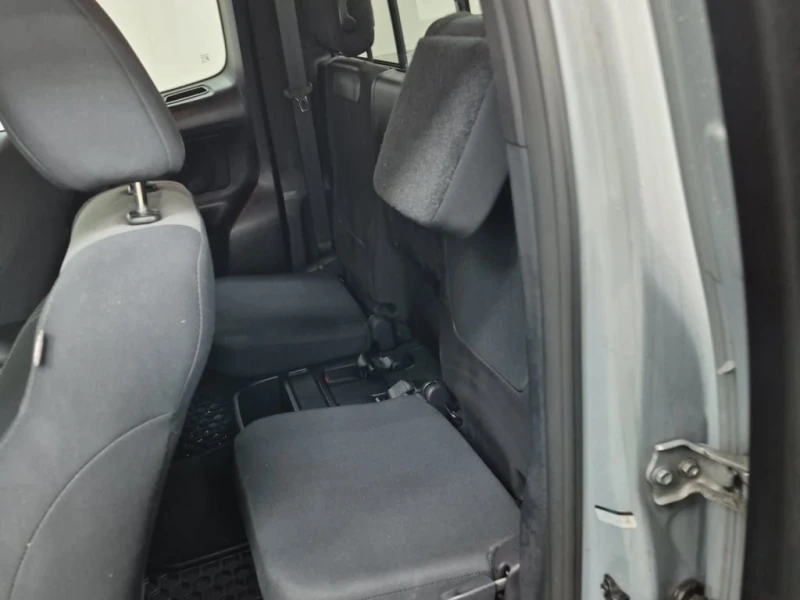 Toyota Tacoma * 4x4 Access Cab * CARFAX * БЕЗ ПЪРВОНАЧАЛНА ВНОСК, снимка 3 - Автомобили и джипове - 53260954