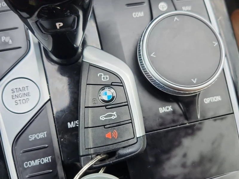 BMW X4 * M40I * ПАНОРАМА * ПОДГРЕВИ * ОТ ПРЕДСТАВИТЕЛСТВО, снимка 8 - Автомобили и джипове - 53380083