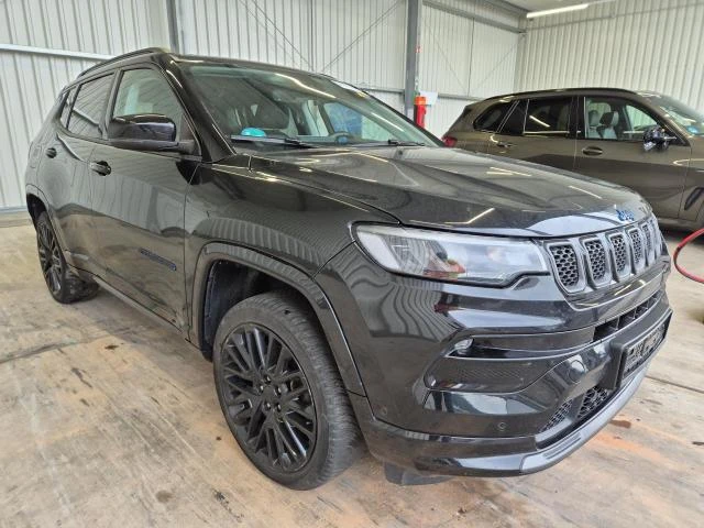 Jeep Compass 4XE S  - 43000 лв. / 21985.55 € - 96514502 1