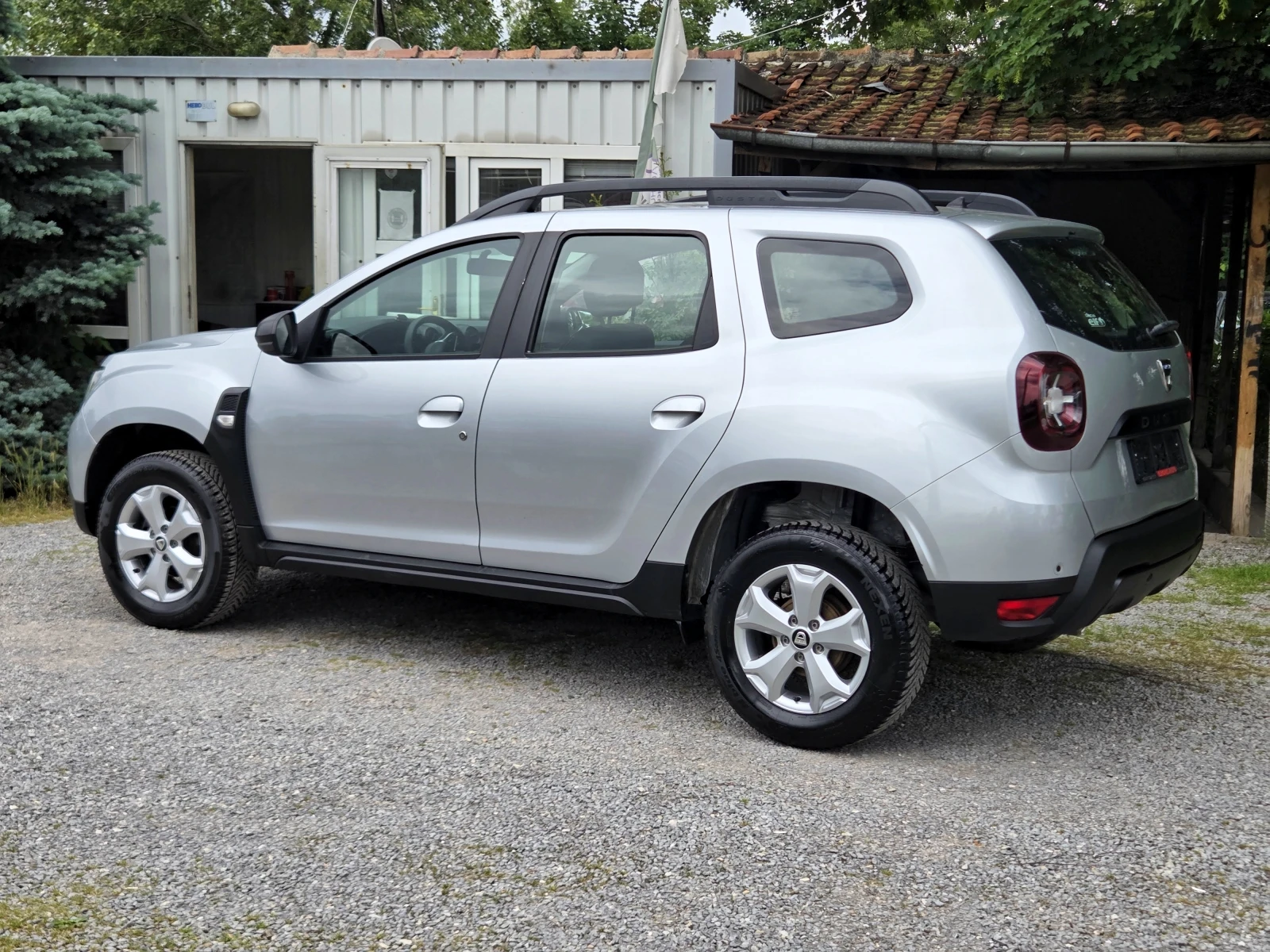 Dacia Duster 1.6i 114hp LPG Navi - изображение 4