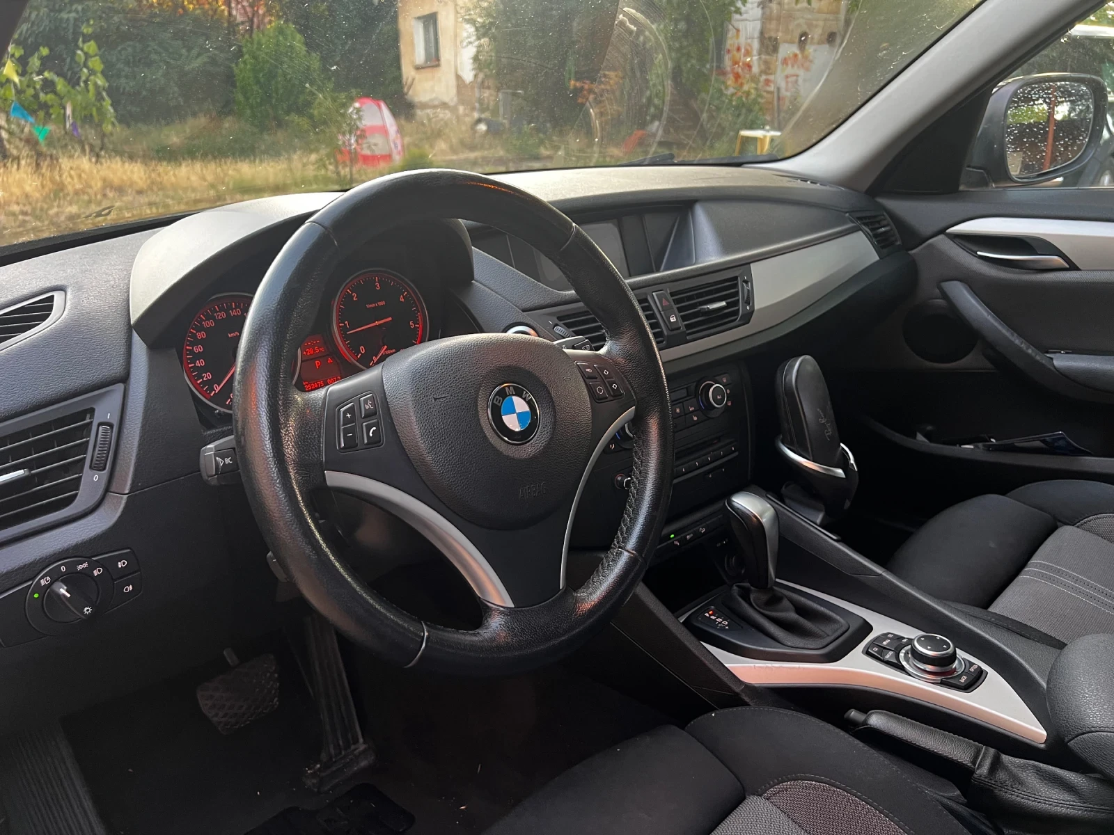 BMW X1  - изображение 7