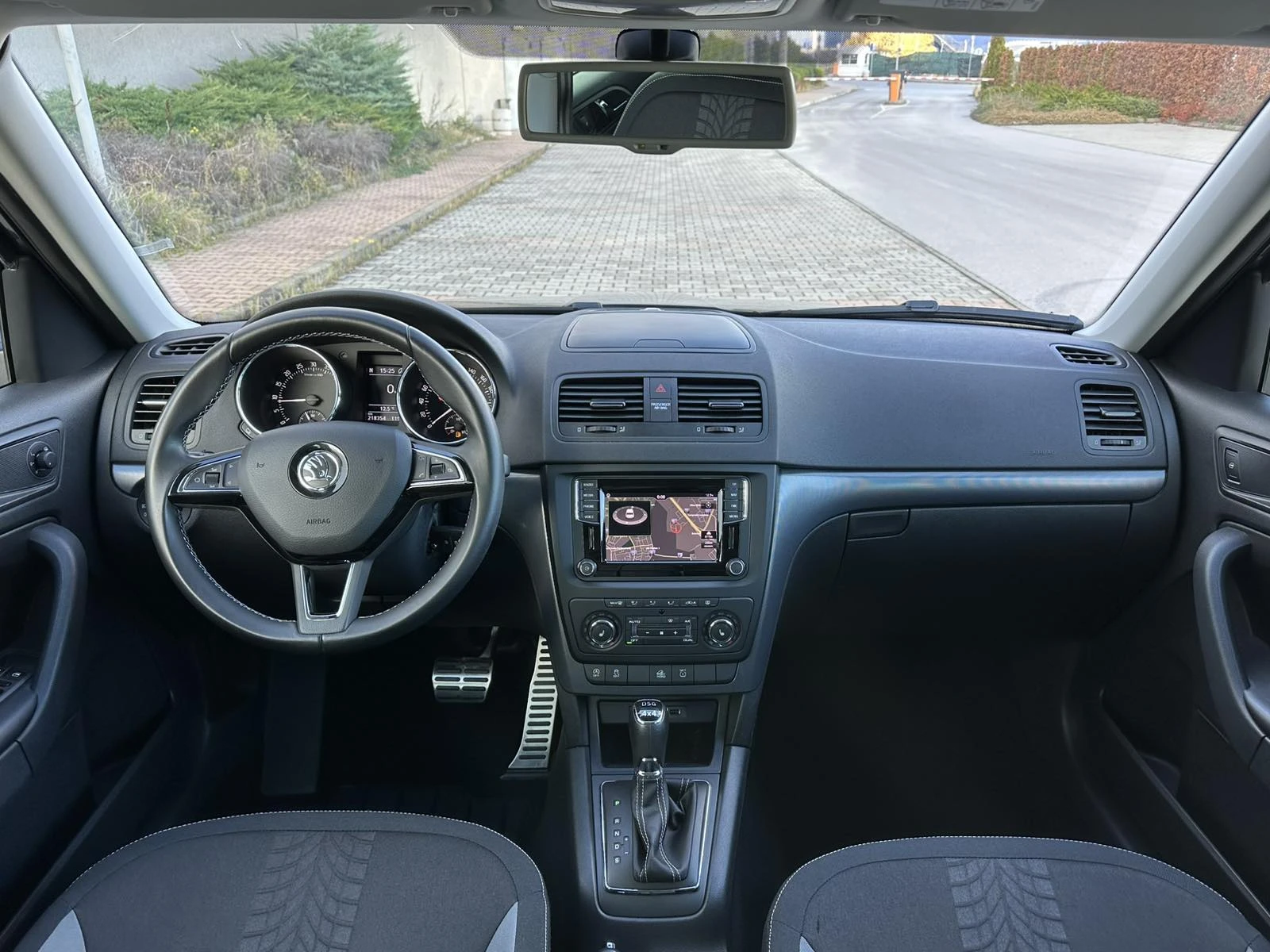 Skoda Yeti 2.0 TDI* 4X4* DSG 150 kc.TOP FULL ���������  | Mobile.bg � ����������� 13