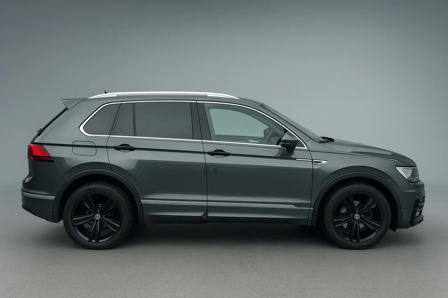 VW Tiguan 2.0 TDI 4motion R-Line Head up 360 камера - изображение 2