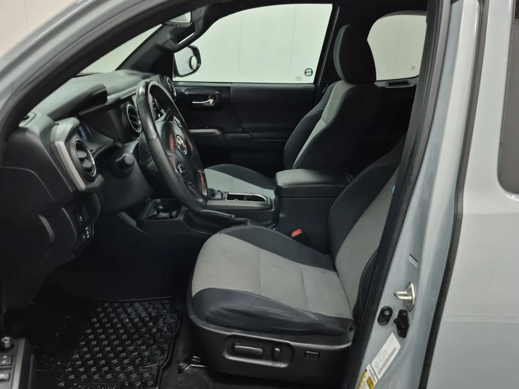 Toyota Tacoma * 4x4 Access Cab * CARFAX * БЕЗ ПЪРВОНАЧАЛНА ВНОСК - изображение 2