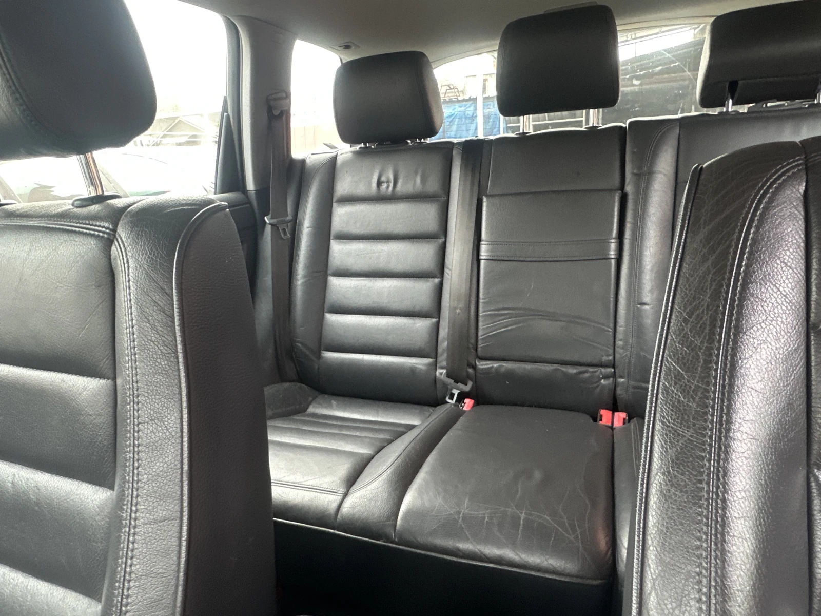 VW Touareg V6, снимка 16 - Автомобили и джипове - 54090663