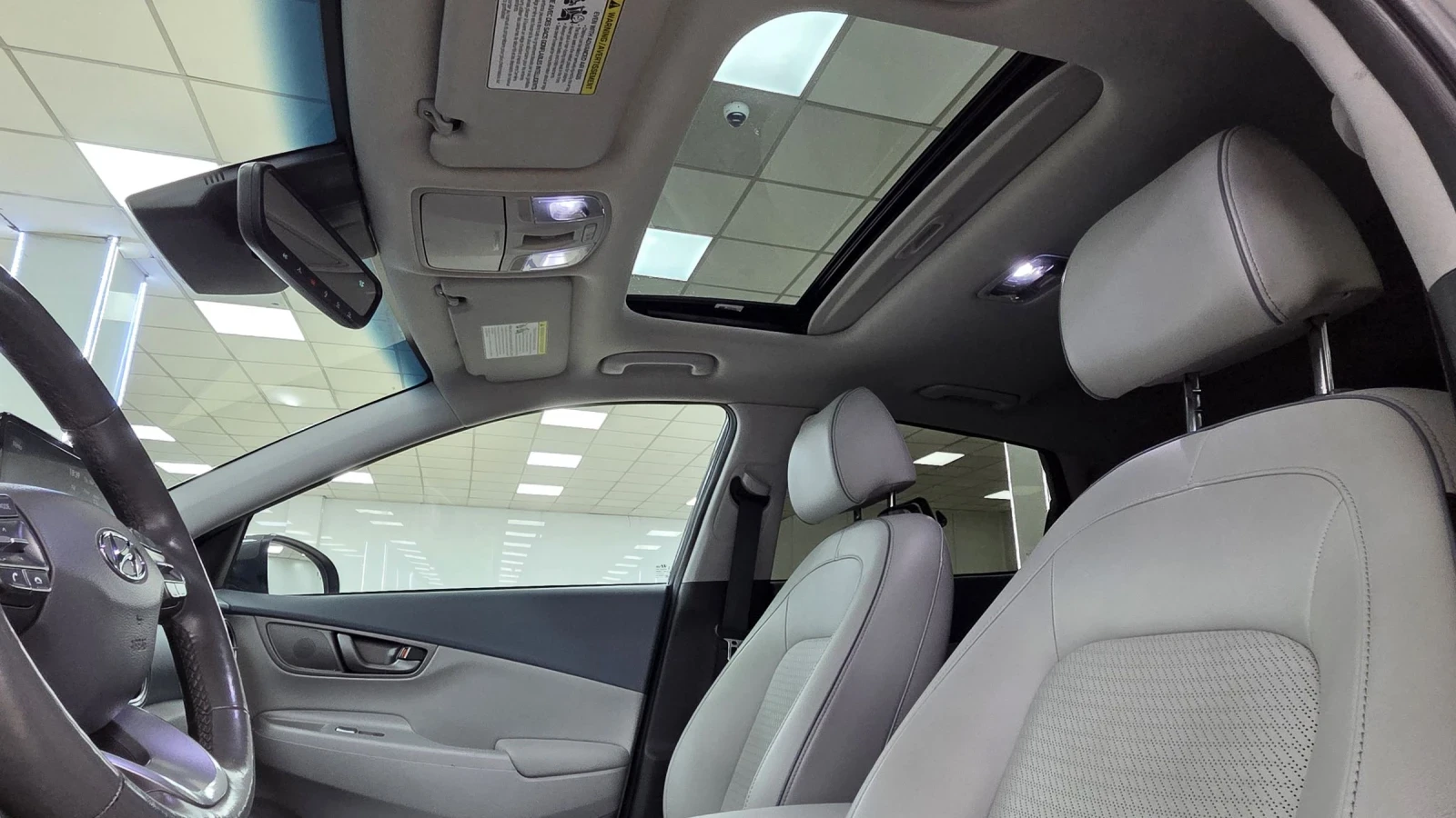 Hyundai Kona 64KWh/Premium/Blue Link, снимка 8 - Автомобили и джипове - 53990062