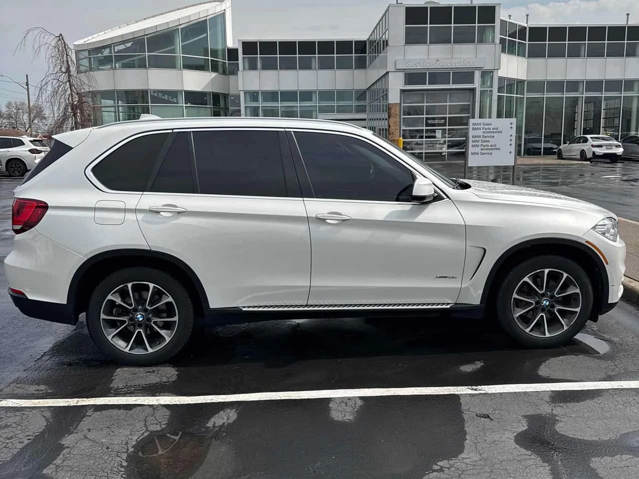 BMW X5 * xDrive35i * CARFAX * БЕЗ ПЪРВОНАЧАЛНА ВНОСКА, снимка 3 - Автомобили и джипове - 53998822