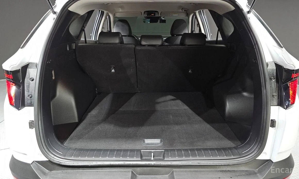 Hyundai Tucson ПОДГРЕВ* ОБДУХВАНЕ* КАМЕРА* КЕЙЛЕС* , снимка 16 - Автомобили и джипове - 54227644