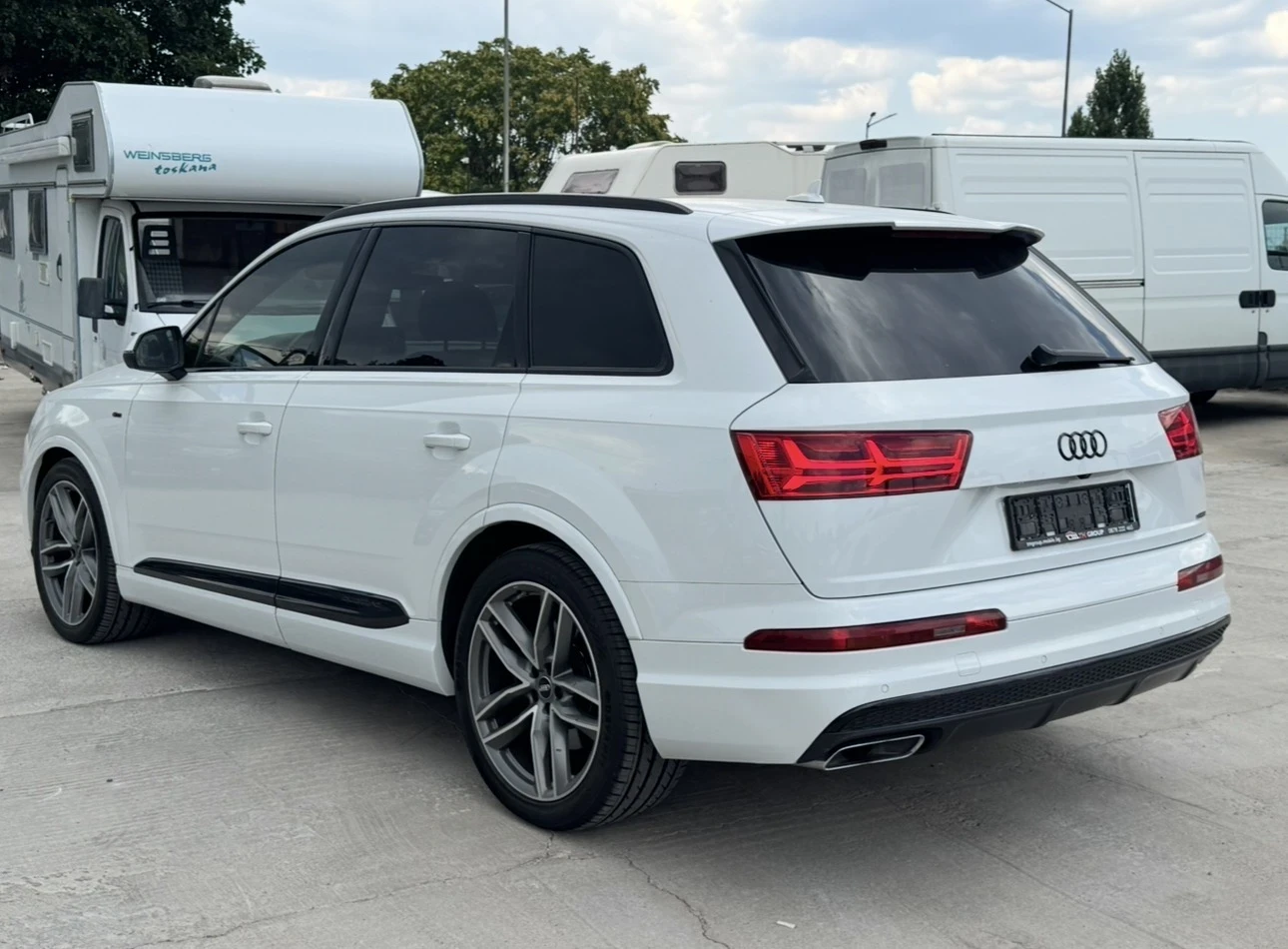 Audi Q7 S Line / ПАНОРАМА / DISTRONIC / 7 МЕСТА / ПОДГРЕВ , снимка 5 - Автомобили и джипове - 55598530