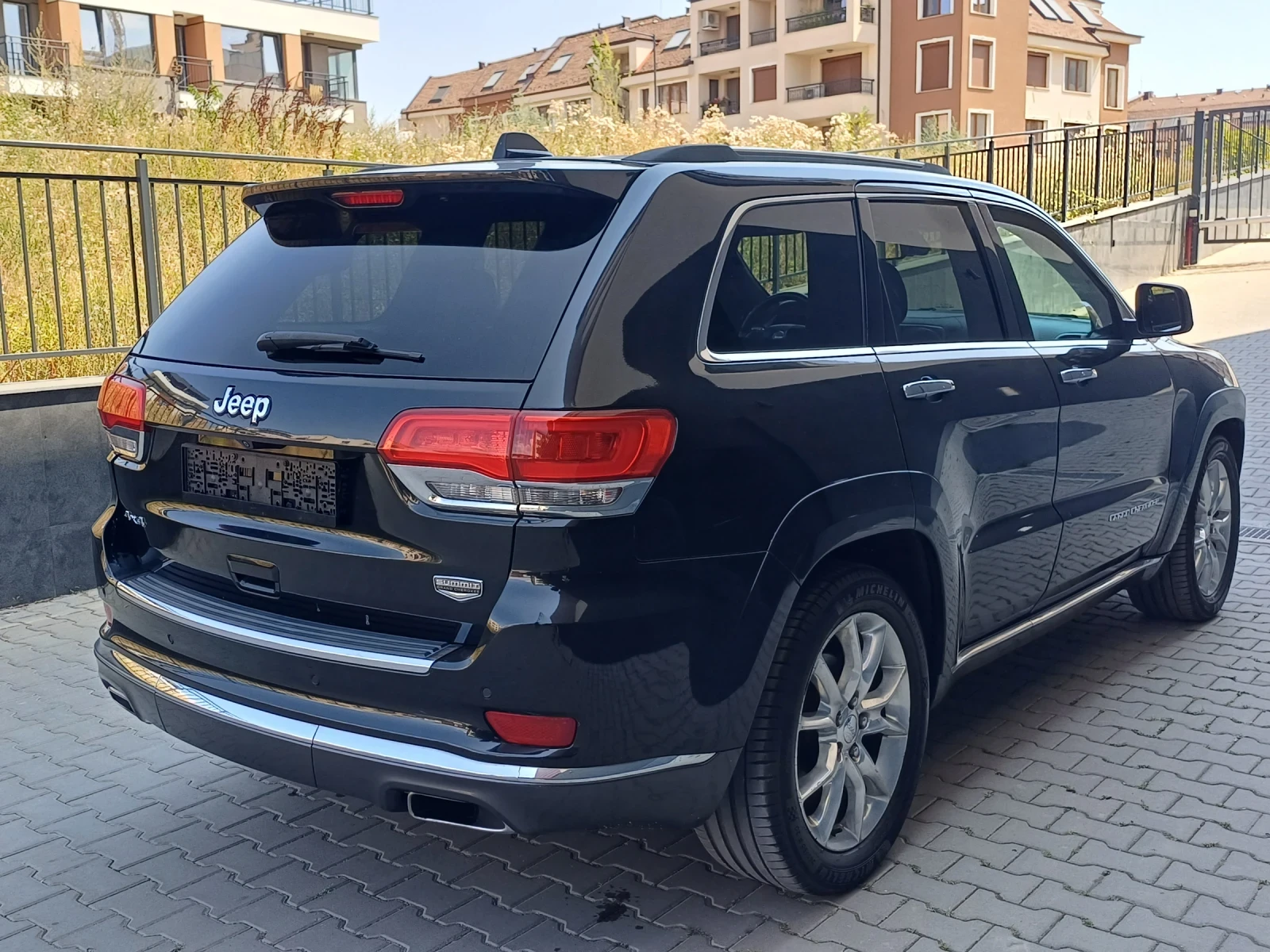 Jeep Grand cherokee SUMMIT , снимка 3 - Автомобили и джипове - 56606399