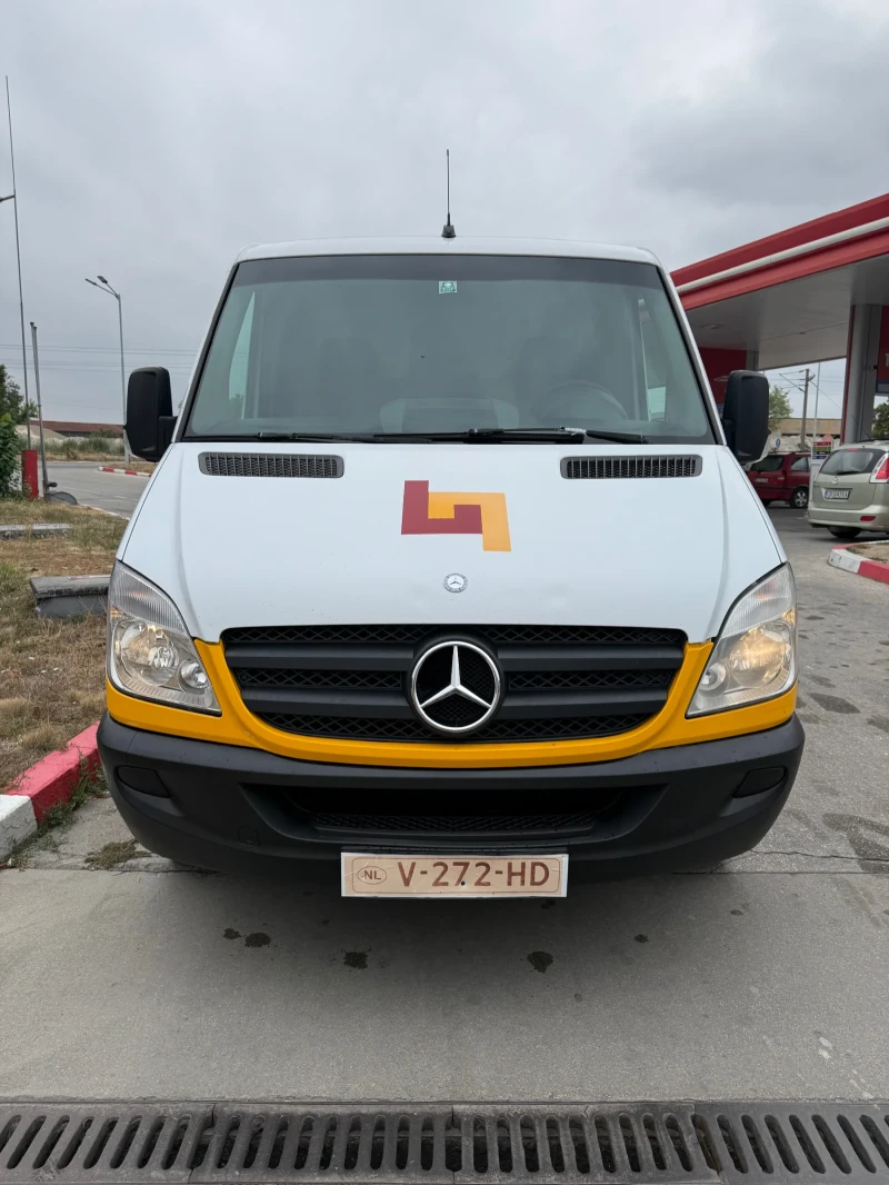 Mercedes-Benz Sprinter 313 2.2CDI, Airco, снимка 3 - Бусове и автобуси - 52477588